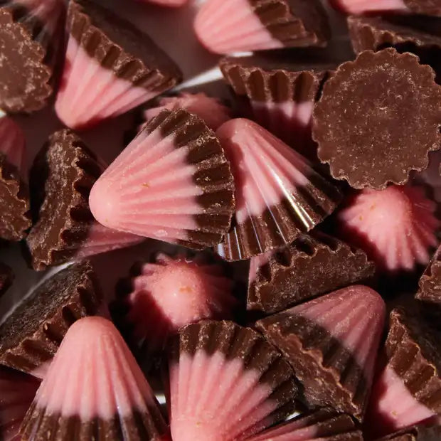 Meiji Apollo Strawberry Chocolate 46g
