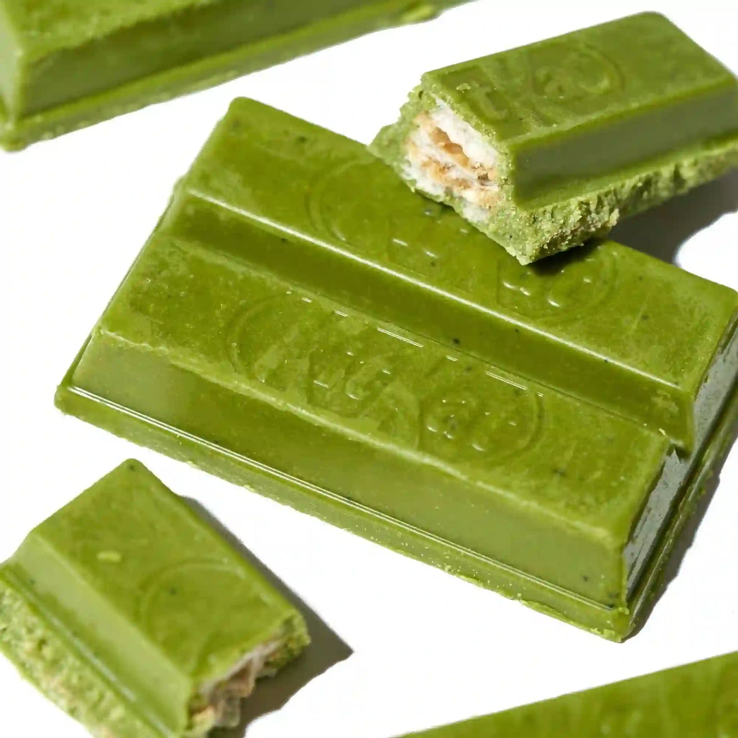 Nestlé KitKat Mini Chocolates Sweet Matcha | 10 Kitkats Inside | Made in Japan